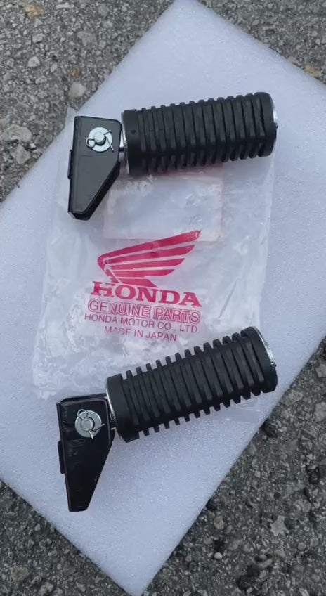 GETAH PEMIJAK KAKI BELAKANG REAR FOOTREST SATU SET KIRI KANAN EX5 HONDA
