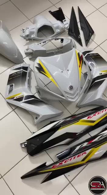 COVERSET BODYSET YAMAHA LC LC135 V1 EXCITER RC WHITE PUTIH STRIPE TANAM CODE 013 DOCTOR EDITION OEM