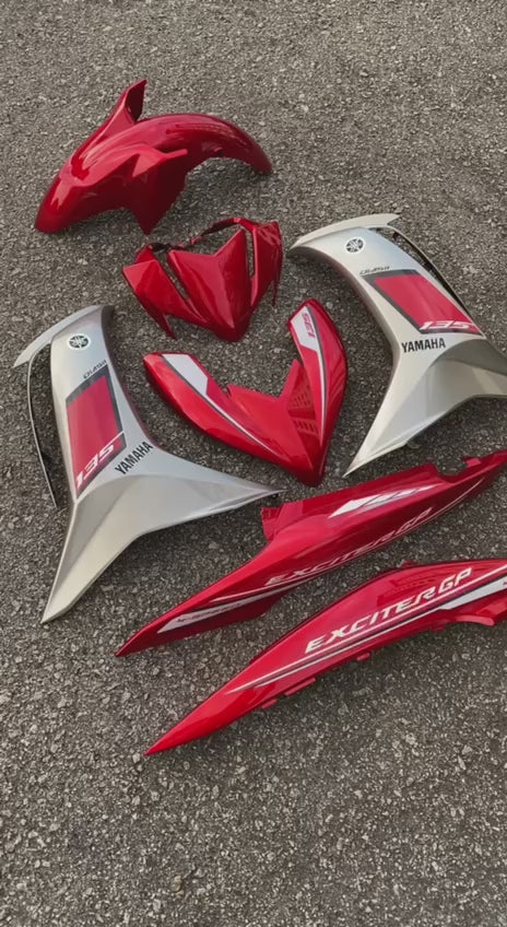 COVERSET LC135 LC V8 RM7 S3 MERAH RED SILVER ULTRAMAN EXCITER GP L8-ECT-2 FUEL INJECTION FI YAMAHA SIAP TANAM VELOZI