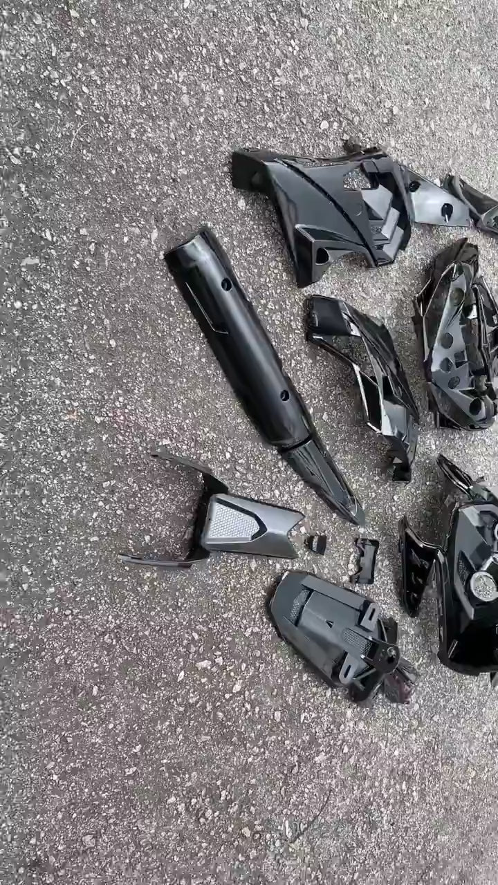 INNER VERSION KILAT MATELIC Y150 ZR Y15 V2 COMPLETE SET COVER HITAM BLACK DOCTOR VELOZI 15 ITEM FULLSET