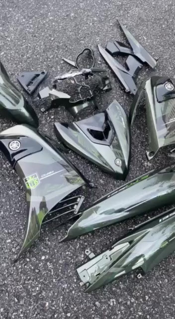 COVERSET BODYSET YAMAHA LC LC135 V6 V7 DNLGM1 ARMY GREEN STRIPE TANAM CODE 003 DOCTOR VELOZI EDITION OEM 2022
