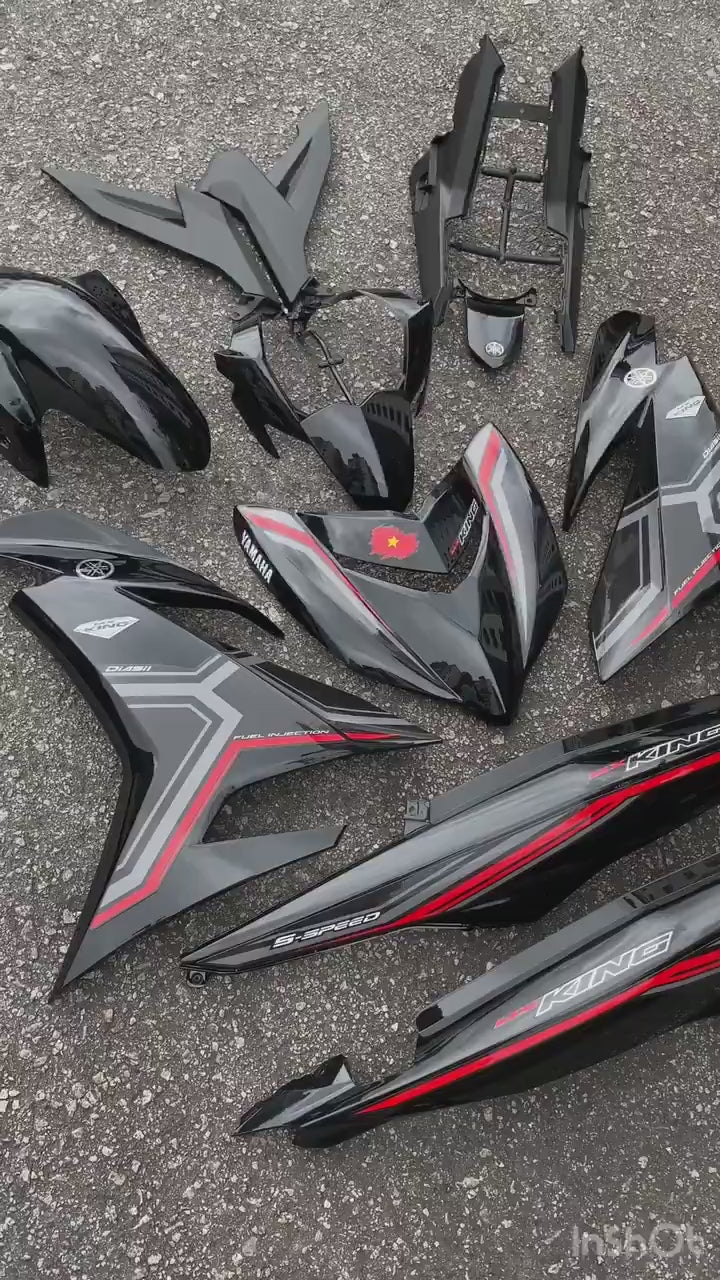 COVERSET BODYSET MOTORSIKAL YAMAHA Y15 Y15ZR V1 V2 VIETNAM FLAG BLACK HITAM SD16 PATTERN LINE DOCTOR 035 SIAP TANAM