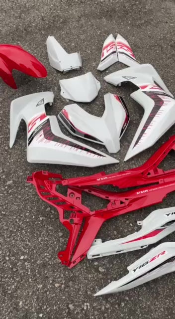 Y16 COVERSET Y16ZR STANDARD DESIGN CRYSTAL WHITE RED SUN ROSE Y16-ST-1 ORIGINAL VELOZI YAMAHA SIAP TANAM READY STOK