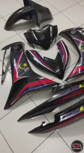 COVERSET BODYSET LC135 LC V8 5 MILLIONTH ROLL OUT 5MRO HITAM BLACK FUEL INJECTION FI YAMAHA SIAP TANAM VELOZI L8-5MRO-2