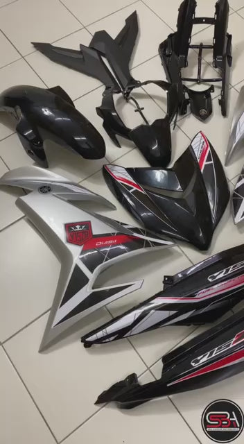 COVERSET BODYSET YAMAHA Y15 Y15ZR V1 V2 DOCTOR SILVER BLACK 025 SIAP TANAM