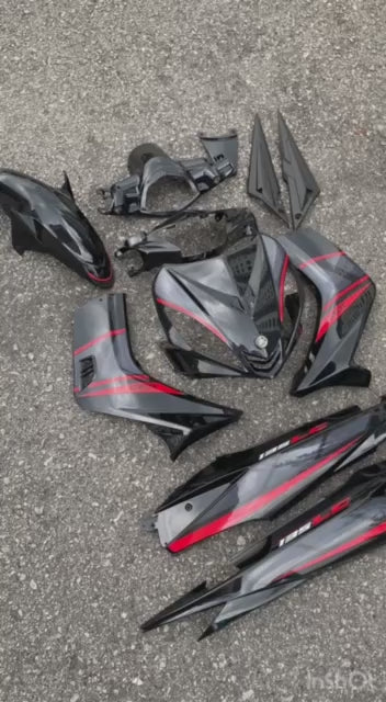 COVERSET BODYSET YAMAHA LC LC135 V1 DR HITAM BLACK RXZ DESIGN STRIPE TANAM CODE 016 DOCTOR EDITION OEM