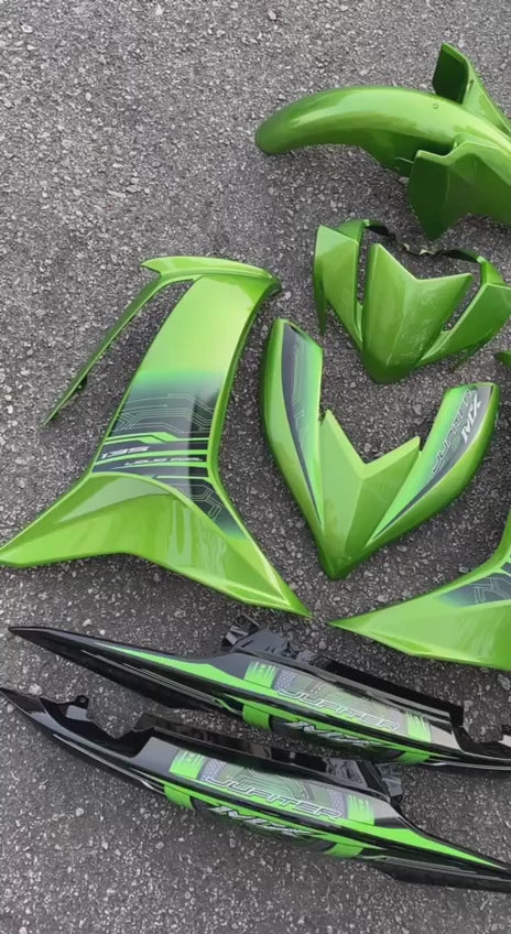 MOTORCYCLE COVERSET BODYSET LC135 LC V8 JUPITER MX APPLE GREEN BLACK FUEL INJECTION FI YAMAHA SIAP TANAM VELOZI