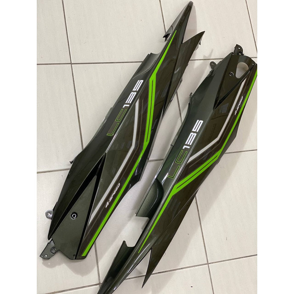 COVERSET BODYSET YAMAHA LC LC135 V1 DNLGM1 ARMY GREEN PATTERN LINE DOCTOR 001 SIAP TANAM